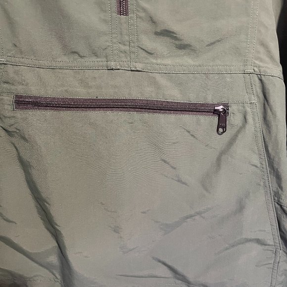 Vintage L.L Bean Green Windbreaker Jacket with Pocket - Picture 3 of 7